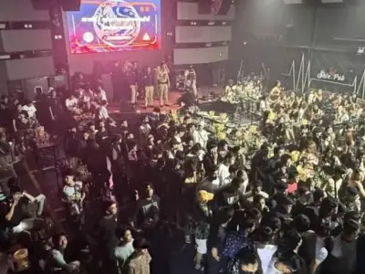 泰国突袭非法酒吧！近200人被查！