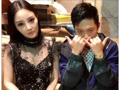 网曝PGone开直播疑似嘲讽贾乃亮：你的报应就是我
