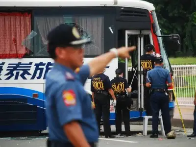 移民局将遣返3被捕中国经济犯