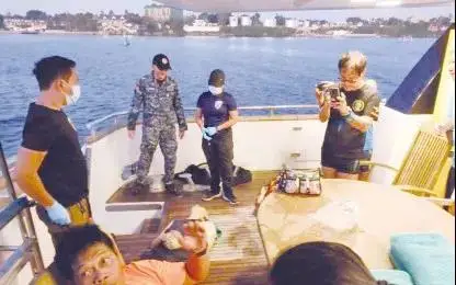 两中国游客出海看日落拒穿救生衣在武忽溺亡