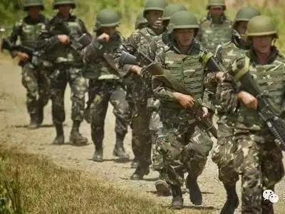 菲1士兵开枪杀人后自杀
