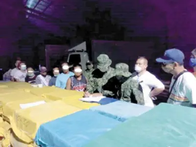 菲警突袭一非法烟草仓库 3中国人被捕