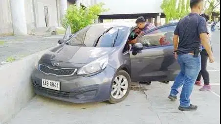 警匪枪战毙1中国人 缴2亿元毒品