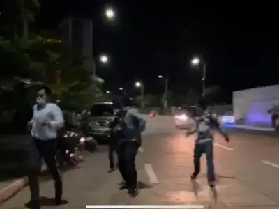 金边警匪深夜枪战，两名中国嫌犯落网