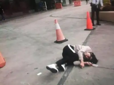 网友爆料：一中国籍男性疑似压力太大跳楼，生死未ト