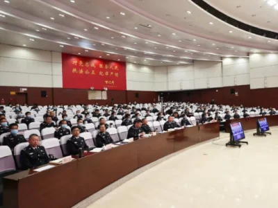 云南省公安厅部署深化边境管控和打击整治跨境违法犯罪工作