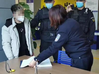 节前还要赶去柬埔寨做“月入4万”的工作？四川一男子骗领护照被罚2000元