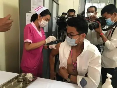 网友爆料丨我在柬埔寨轻松完成中国疫苗接种