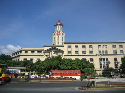马尼拉市政府将签发通行证 开始为老人接种疫苗