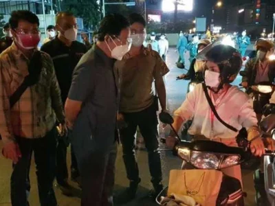 金边宵禁第二天，9成金边居民配合执行