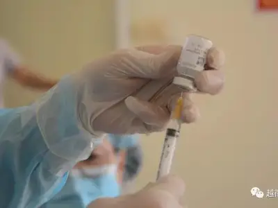 越南：航空公司忐忑不安等待“疫苗护照”政策