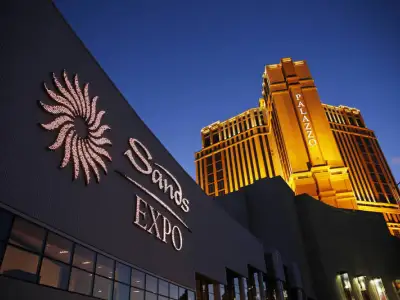 台商01年伙金沙争赌牌被卖甩 入禀澳门法院索偿近千亿6.16开审