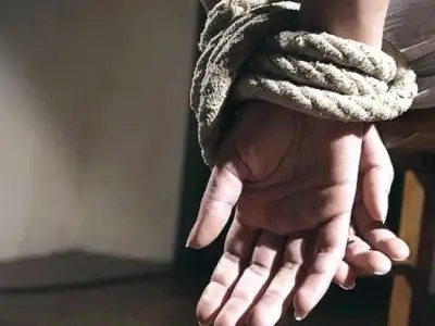 投资被骗，惨遭绑架，从身价百万到只能依靠柬埔寨女友