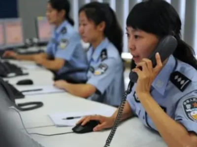 安徽：接到报警电话，警方把被举报人和报警人都抓起来了！