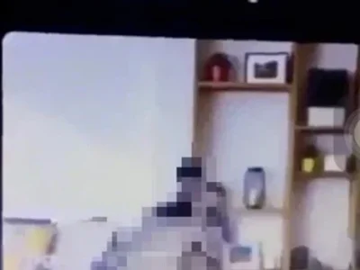 越南大学生网课上欲与女友发生关系却忘关摄像头，老师急忙提醒