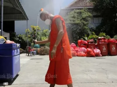 疫苗不足，致使泰国政府遭各界批评