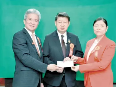 华人世界：菲华各界联合会第2剂疫苗接种改至8月3日等