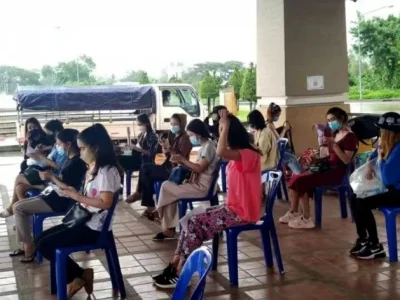 偷渡进缅甸“淘金”的19名外籍女性被集中遣返回国