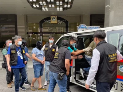 大麻伪装书本运至代收店再转售夜场 警拘三澳门男子