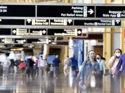 迪拜：航空公司取消疫苗证书要求