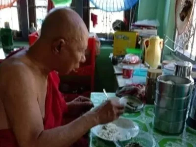 恩将仇报！缅甸一刑满获释人员被寺庙收留，向僧人要钱被拒举刀杀人