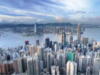 澳门准许外国人经香港入境