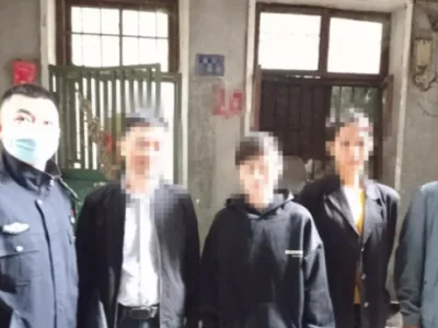 武汉警方打掉贩卖“两卡”跨省犯罪团伙，50余张银行卡流水高达2000余万元