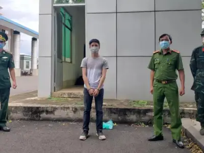 越南一贩卖人体器官的犯罪嫌疑人，在偷渡出国时逮捕