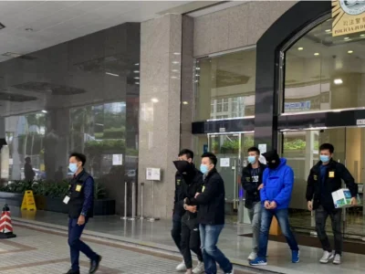 两澳门男子关闸一带贩毒 涉改装充电宝藏毒被捕