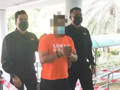马来西亚工厂非法外劳疫殁，经理向老板索要百万“封口费”