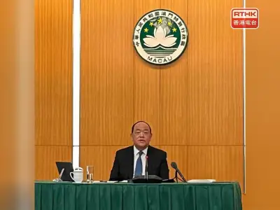 贺一诚：港澳是否放宽通关措施必须与内地一致