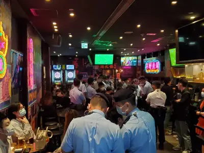香港警方一连七日反黑扫娱乐场所　拘177人兼发禁聚告票