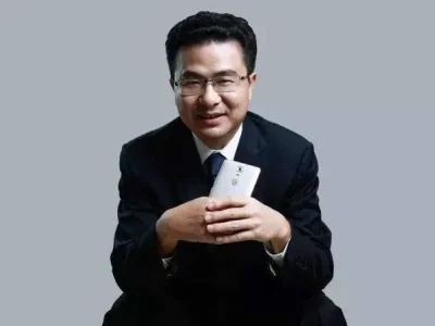 昔日手机巨头再被执行6.76亿，赌博输掉百亿的创始人至今下落不明……