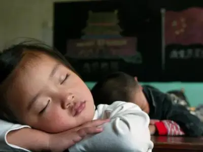 医学专家：后疫情时代，尤其要关注孩子的睡眠问题