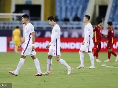 世预赛-惨案！国足1-3完败越南 无缘卡塔尔世界杯