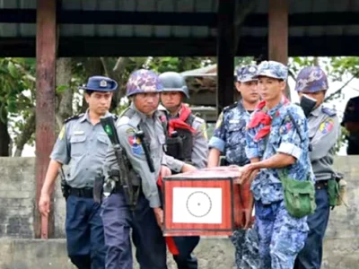 因枪支走火，缅甸一名警长和副警长一死一伤