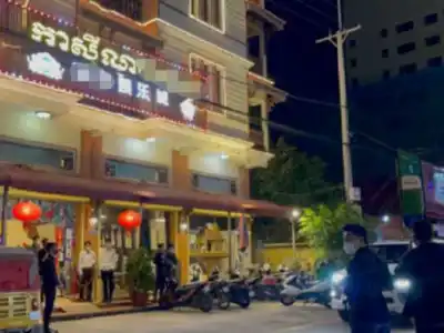 寻求性服务未果，西港一名中国男子怒砸按摩店