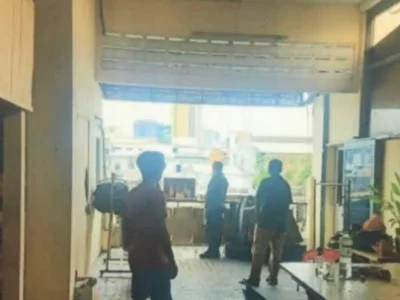 本地媒体爆料赌雨窝点，金边警方带队突查
