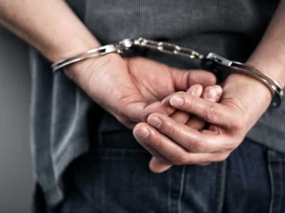 合肥警方：4名高学历人才专为诈骗团伙“包装”非法APP被抓