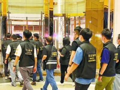 澳门司警查赌场打击换钱党