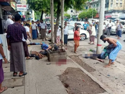 缅甸仰光市中心发生针对平民的爆炸，现场多人倒下！救护车、军车疾驰赶到现场