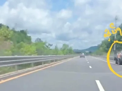 堪称恐怖份子行迹！老挝万万高速公路上，两名匪徒持枪无差别袭击过往车辆！