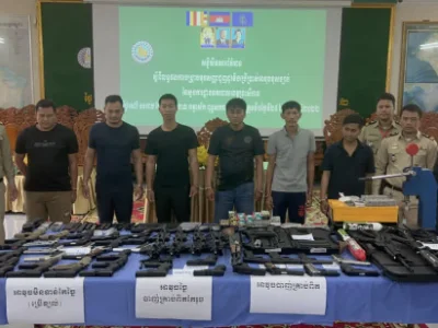 西港警方召开新闻发布会