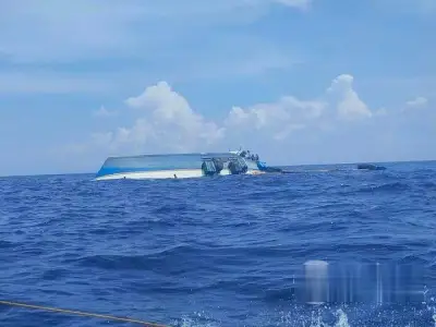 菲律宾巴丹省外海渔船翻覆 45人获救4人死亡1失踪