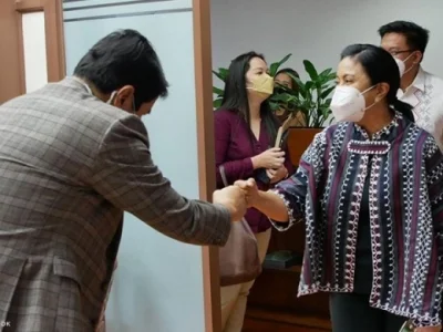 前副总统林丽妮与社会福利部长图佛会晤 讨论援助分发合作