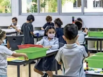 迪拜要求部分学生新学年继续在线学习