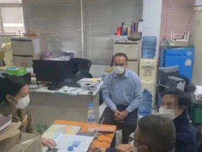 不敢让警察查手机，涉嫌迷奸女明星的泰国“高衙内”被关起来了！