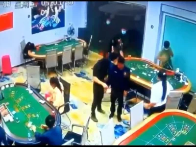 老街一赌厅遭持枪团伙抢劫，传闻是白家四小姐的赌厅？
