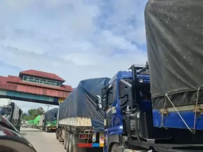 缅泰边境因战事交通中断，每天损失上亿