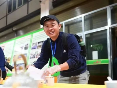 老挝男子来中国创业，还成功成为云南女婿…